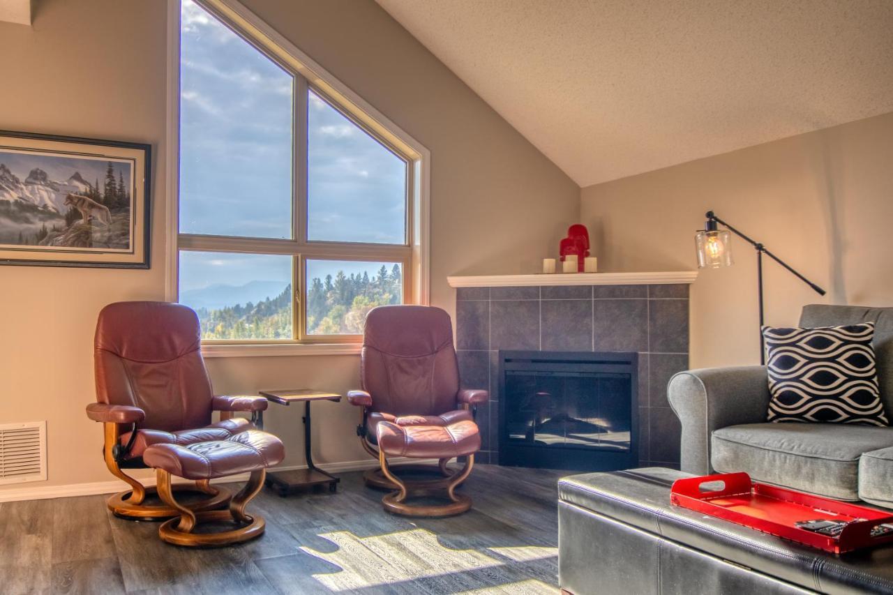 Mountain Getaway Condo - 5 Min Walk To The Beach! Invermere Buitenkant foto