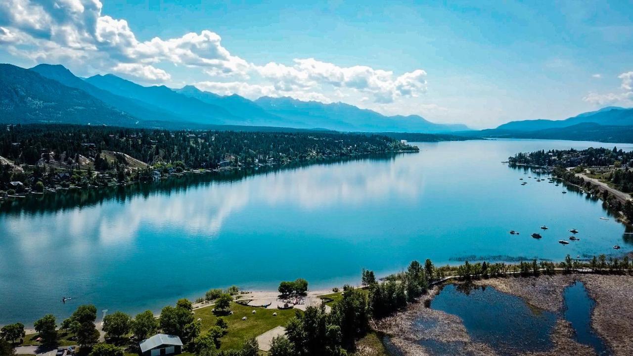 Mountain Getaway Condo - 5 Min Walk To The Beach! Invermere Buitenkant foto